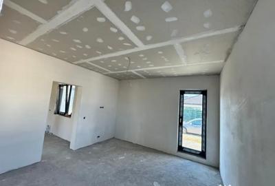 Casă cu 4 camere cu Teren 475 Mp în Mocira - 7