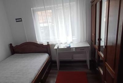 Apartament cu 2 camere decomandat în Micro 4 - 1