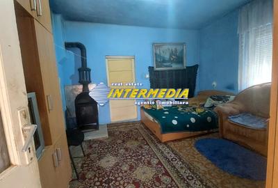 Casă individuală cu 4 camere cu Canalizare în Berghin - 3