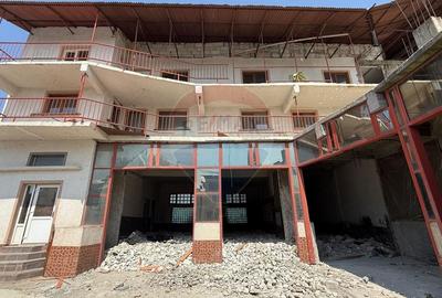 Spațiu comercial, de 650 mp, în Gară - 4