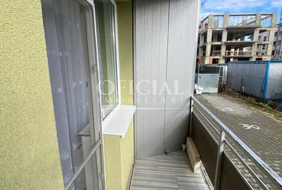 Apartament cu 3 camere semidecomandat, mobilat în Florești - 12
