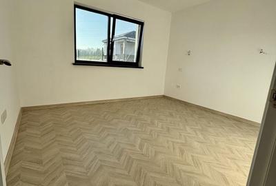 Casă cu 4 camere în Curtești - 1