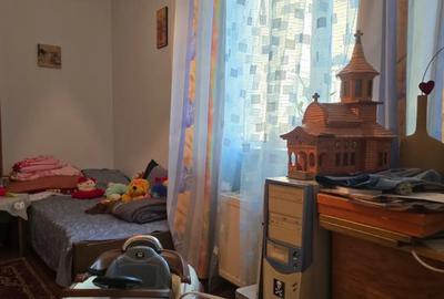 Apartament cu 4 camere semidecomandat în Gojdu - 16