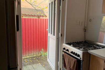 Casă cu 2 camere cu Teren 100 Mp în Central - 2