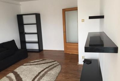 Garsonieră decomandată în Trafic Greu - 1