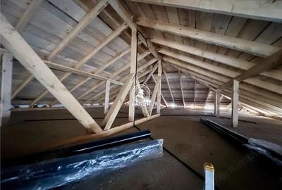 Casă cu 4 camere cu Teren 420 Mp în Valea Adâncă - 3