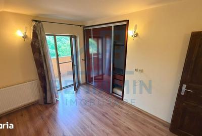 Casă cu 6 camere cu Teren 464 Mp în Cârcea - 12