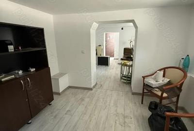 Spațiu comercial, de 40 mp, în Central - 2