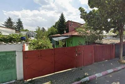 Casă cu 3 camere în Central