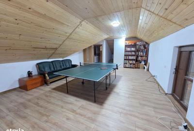 Casă cu 4 camere în Central - 8