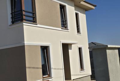 Casă cu 4 camere în Sânmartin - 5