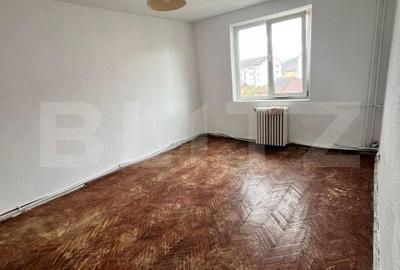 Apartament cu 4 camere decomandat în Central - 8