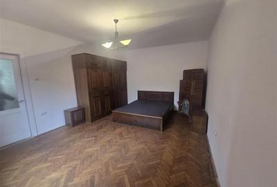 Duplex cu 3 camere cu Canalizare în Central - 11