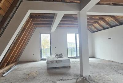 Duplex cu 6 camere cu Canalizare în Dâmbul Rotund - 14