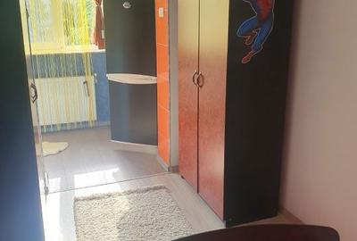 Apartament cu 2 camere semidecomandat în Hințești - 1