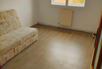 Apartament cu 3 camere decomandat în Lugoj - 1