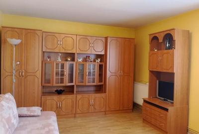 Apartament cu 2 camere decomandat în Central - 3