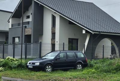 Casă cu 4 camere în Bucium - 3