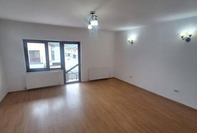 Casă cu 3 camere cu Teren 200 Mp în Vlădești - 9