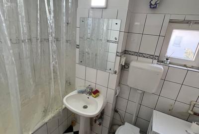 Garsonieră spațioasă 40+ mp, decomandată – etaj 4/4 - 5