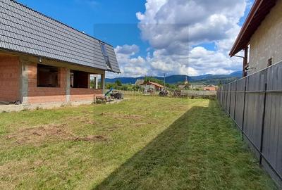 Casa moderna la rosu in Cristian - 6