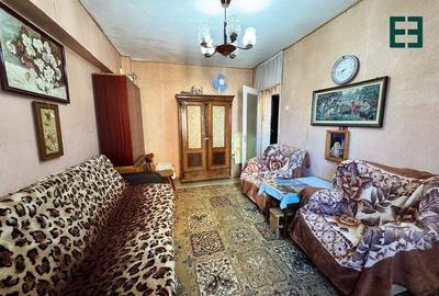 Garsoniera etajul 3 zona Aurel Vlaicu - Arad - 1