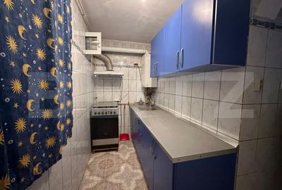 Apartament de vanzare, 54 mp, zona 9 Mai - 4