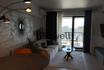 Apartament cu 3 camere semidecomandat, mobilat în Central