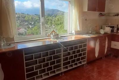 Vand casa in Bran in apropierea partiei de ski cu vedere spre Mtii Piatra Craiului si Bucegi - 7