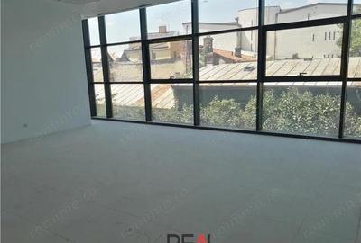 Spațiu comercial, de 360 mp, în Vatra Luminoasă - 19