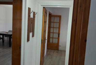 Apartament cu 3 camere semidecomandat în Central - 5