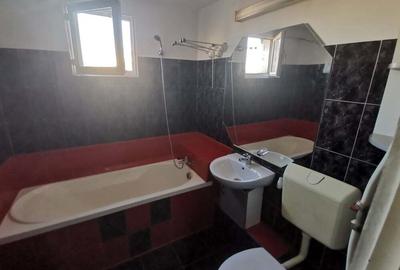 Inchiriez apartament cu 3 camere - 4