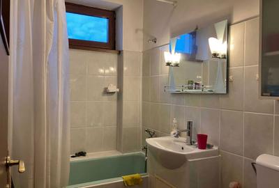 Apartament cu 2 camere decomandat în Ultracentral