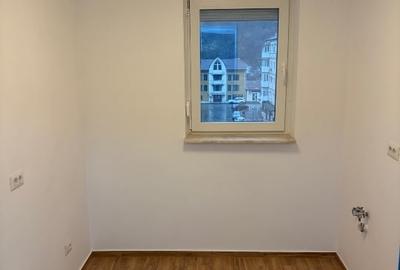 Apartament cu 2 camere decomandat în Central - 7