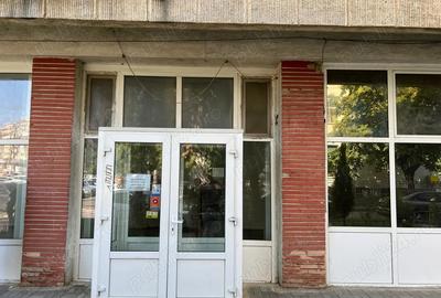 Spatiu comercial de inchiriat Spatiu comercial de inchiriat - 1