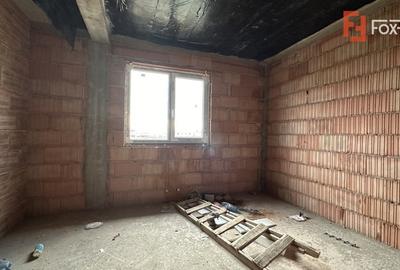 Duplex cu 4 camere cu Canalizare în Moșnița Nouă - 17