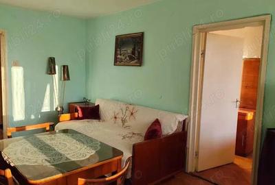 Vand in Balcescu, apt. 2 camere,etaj 4, decomandat-circular - 2