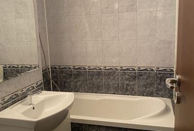Apartament cu 3 camere decomandat în Central - 1