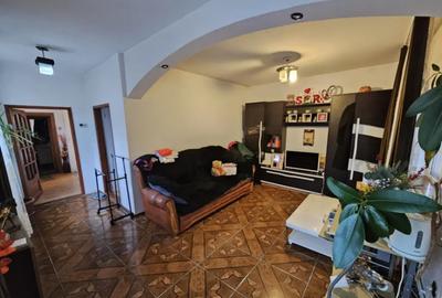 Casă cu 3 camere cu Teren 279 Mp în Brestei - 5