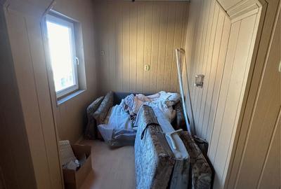 Garsonieră decomandată în Uric - 2