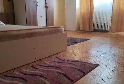 Apartament decomandat cu 3 camere, etaj 7/8, Vaslui zona Traian - 2