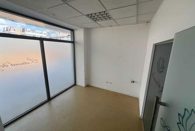 Spațiu comercial, în Roman - 4