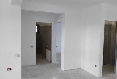 Casă cu 3 camere în Olteni - 11
