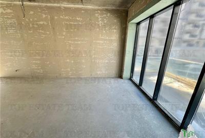 Spațiu comercial, de 130 mp, în Central - 4