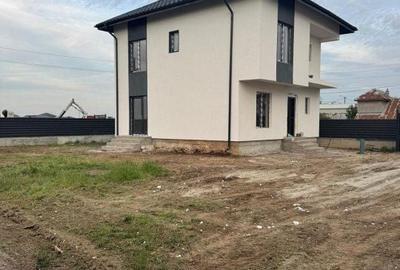Casă cu 4 camere în Vârteju - 11