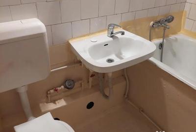 Apartament cu 3 camere decomandat în Rahova - 3