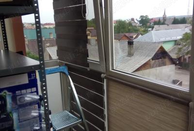 Apartament 3 camere 2 balcoane mobilat ?i utilat gata de locuit pe str. G. Co?buc. Garaj inclus. - 3