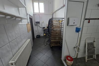 Spațiu comercial, de 230 mp, în Cornișa - 22