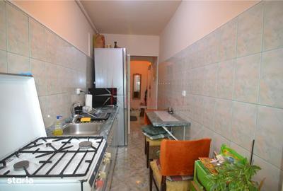 Garsonieră decomandată în Astra - 4