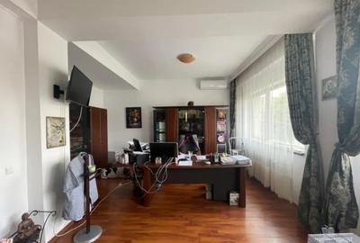 Casă cu 7 camere cu Teren 200 Mp în Ferentari - 3